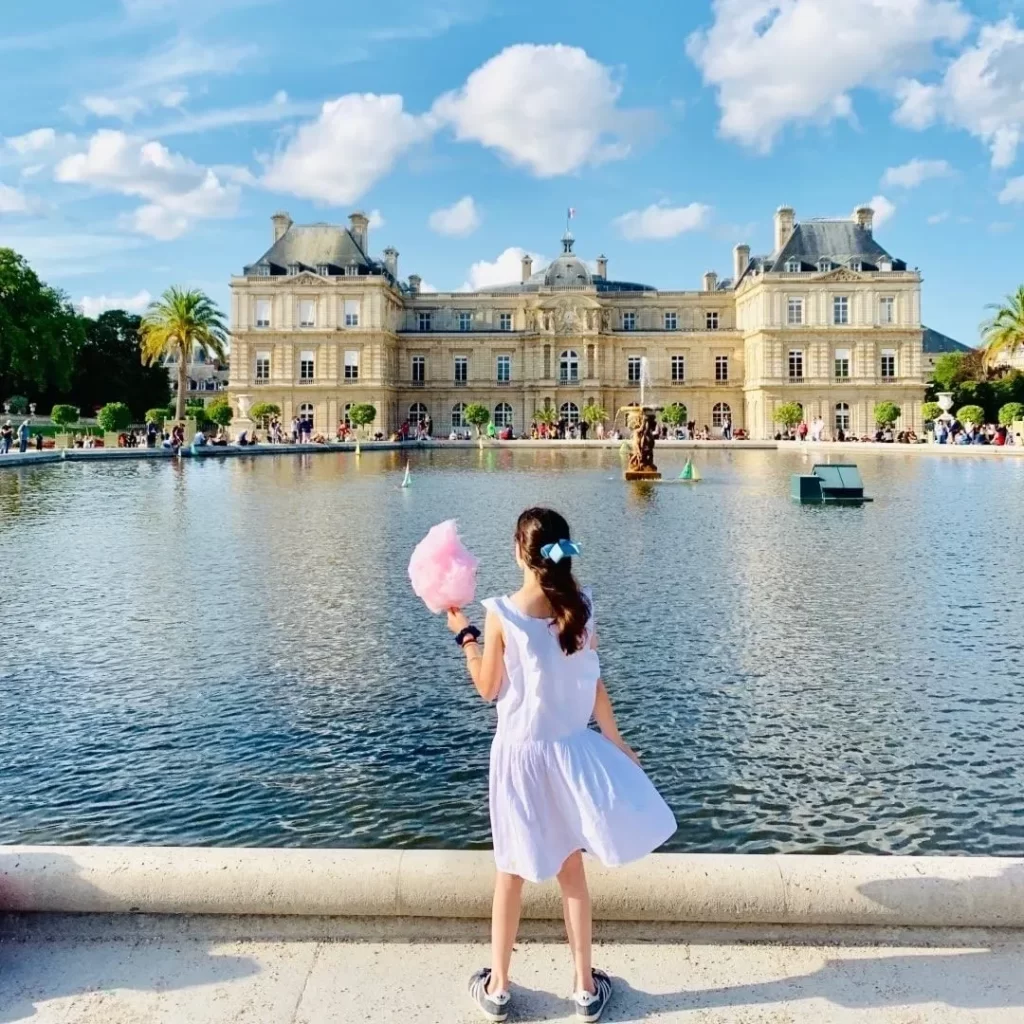 The low down on the real French life for Emily in Paris…