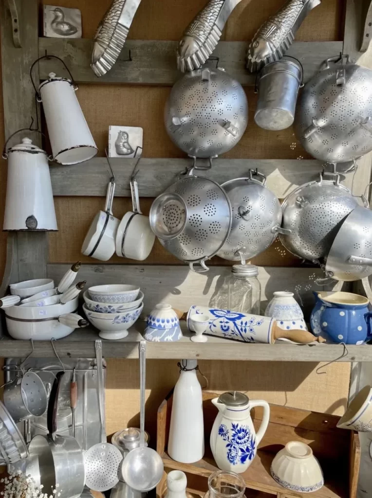 Haggling, bargains & French chic… beautiful brocante in France.